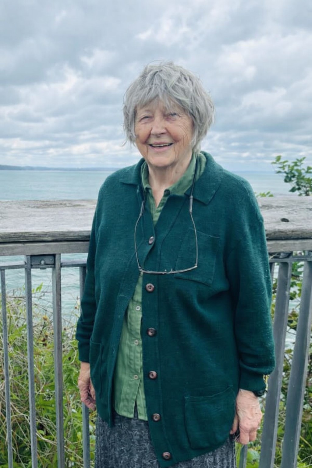 Miss. Robyn Parkinson